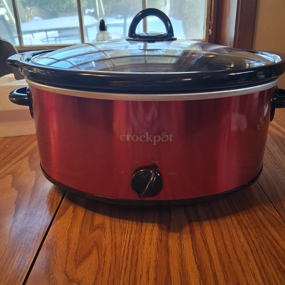 Red Slow Cooker - Picture 5 of 9